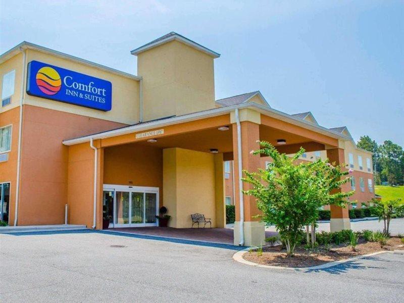 Comfort Inn & Suites Креств'ю Екстер'єр фото